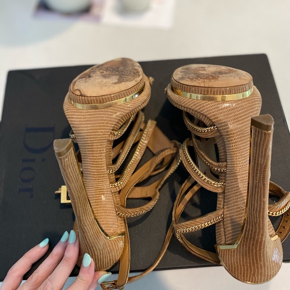 Authentic Christian Dior stilettos size 8.5 US. Lightly worn, high quality - Picture 7 of 12